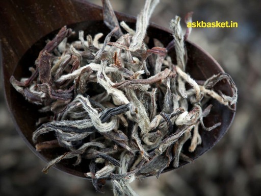 White Tea Luxury & Traditional 3